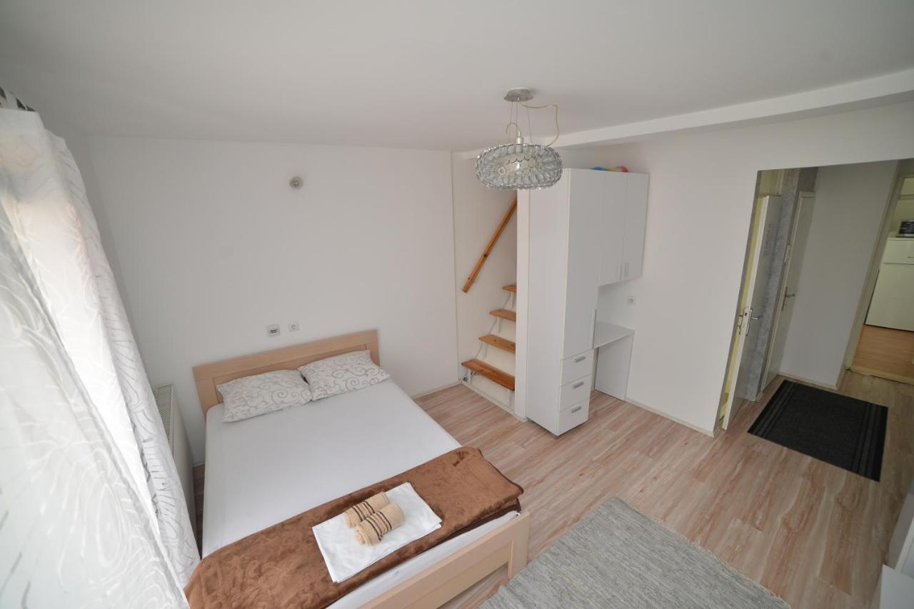 Apartmani Mv Užice Esterno foto
